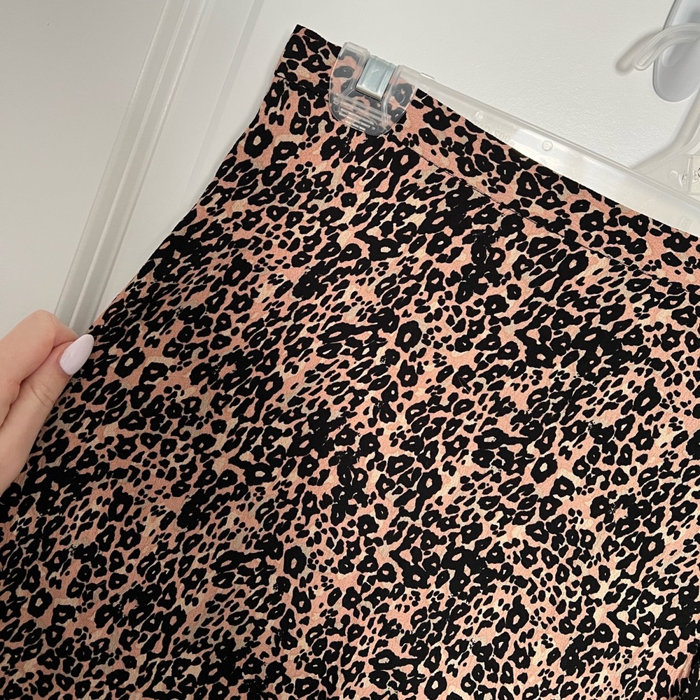 NWT Suzy Shier Animal Print Midi Skirt - Picture 4 of 8